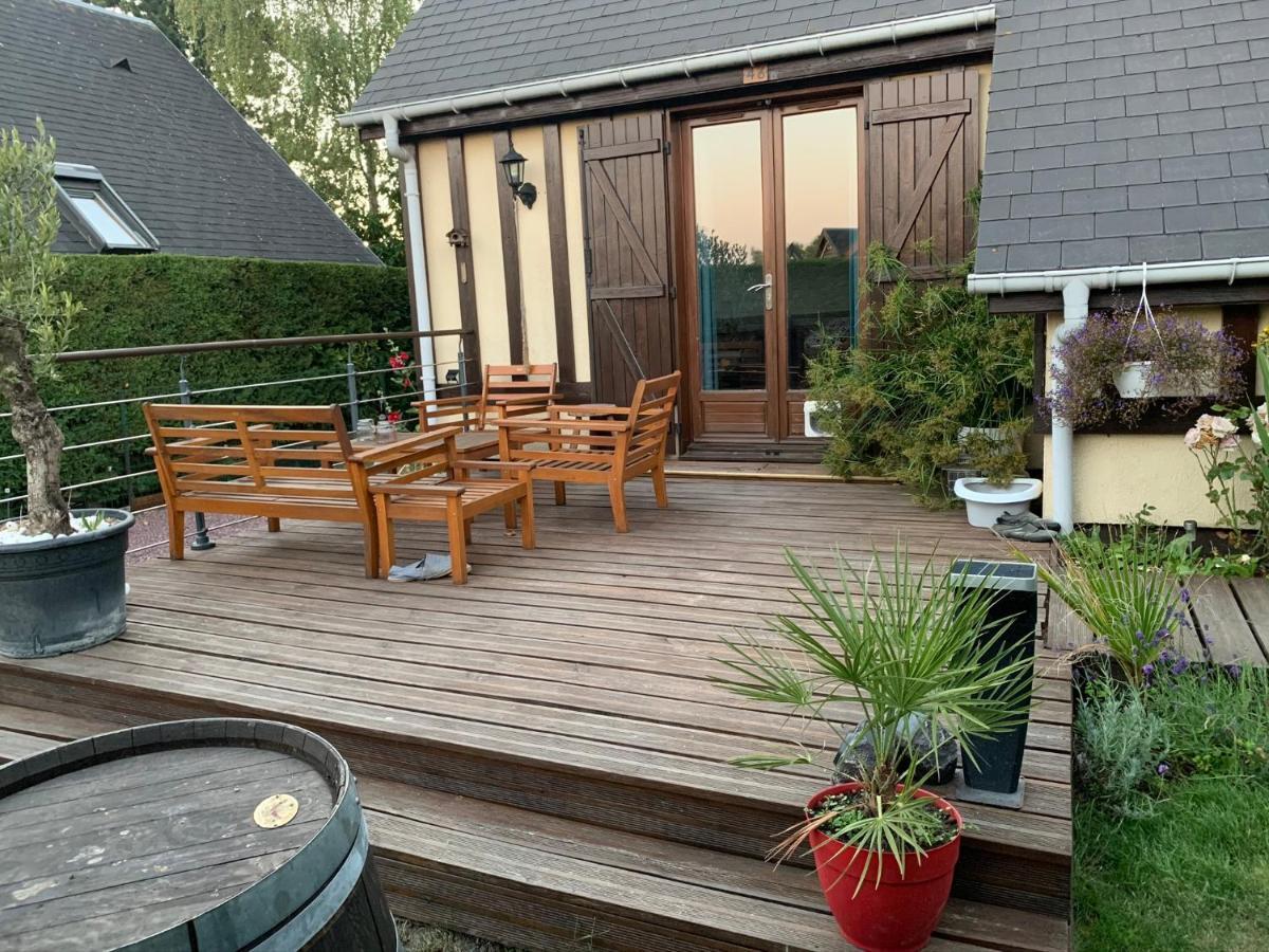 Le Chalet Normand Merville-Franceville-Plage Exterior photo